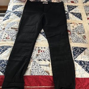 Levi’s Strauss black skinny jeans